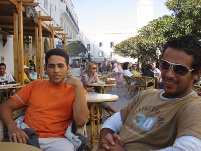 3bika et youness