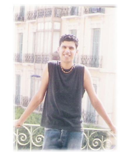encort moi